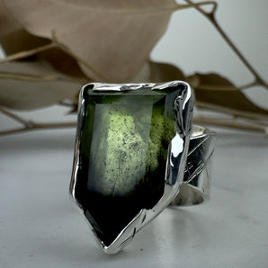 Verdant Shield Ring